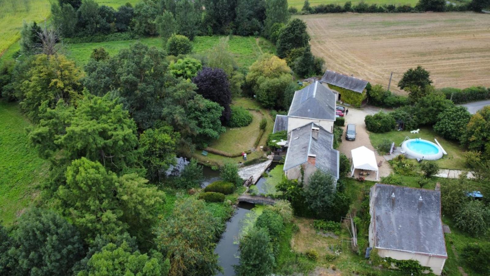 Le Gite Au Pied Des Chevaux Baugé Extérieur photo